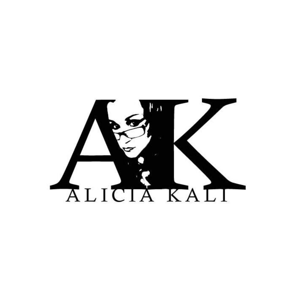 Meet your Posher, Alicia